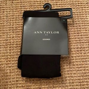 NWT Ann Taylor Leggings Medium